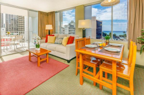 Beautiful Ocean View, 1 Block to the Beach, Split AC